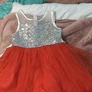 Size 7 fitted train skirt dress